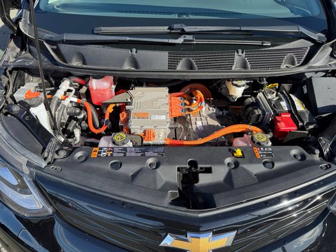 Used 2021 Chevrolet Bolt Premier image 20