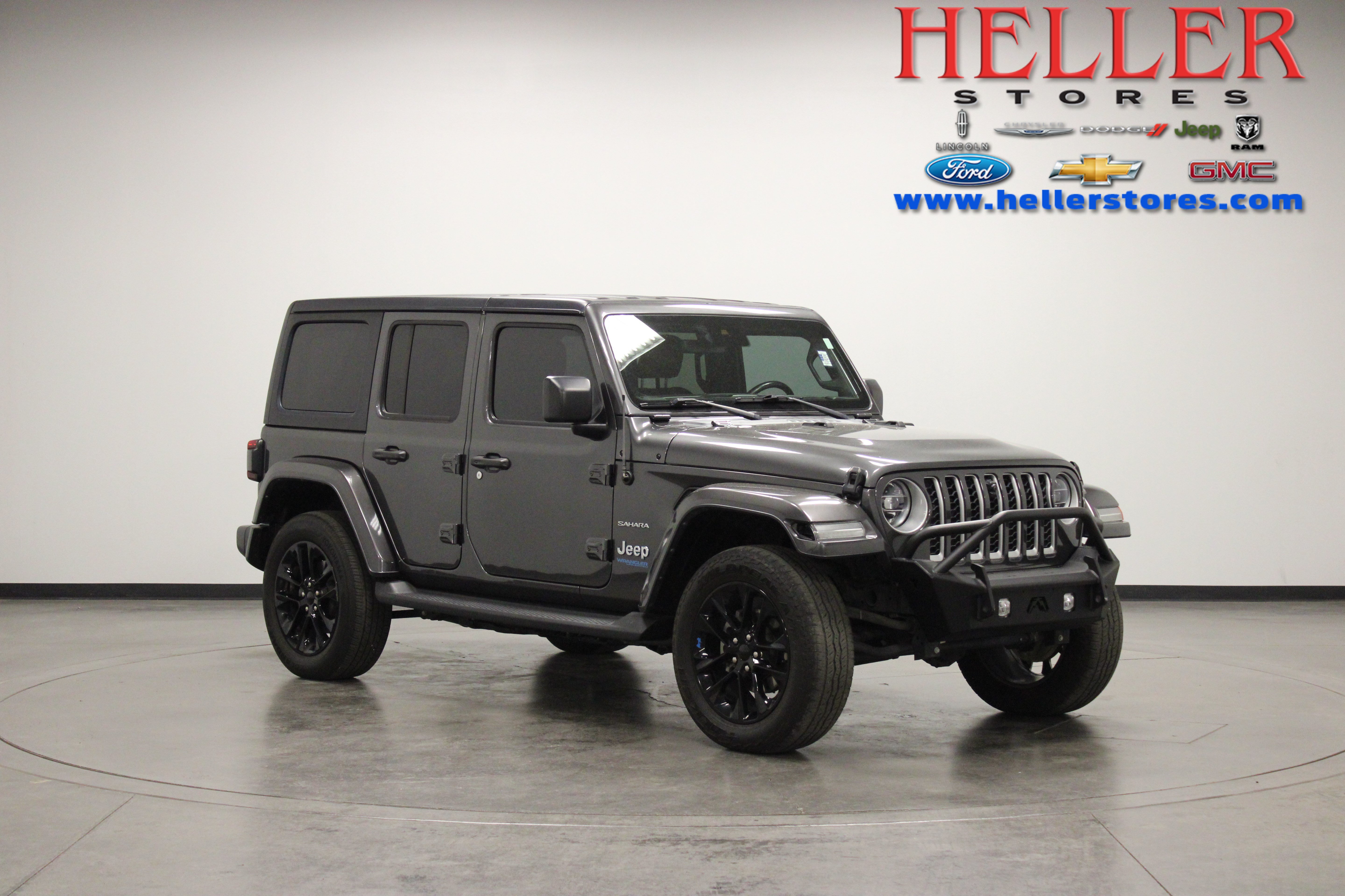 Used 2022 Jeep Wrangler Unlimited Sahara w/ Cold Weather Group AWD/4WD image 1