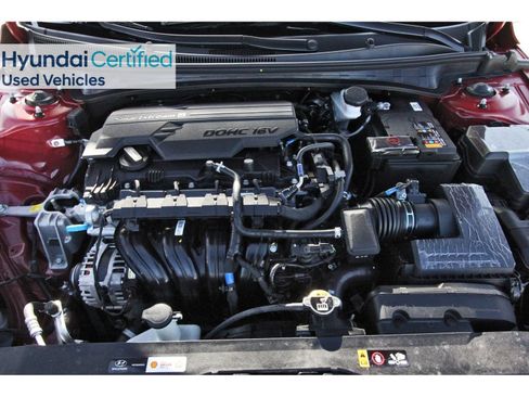 Certified 2025 Hyundai Elantra Sport FWD image 32