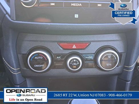 Used 2022 Subaru Crosstrek 2.5i Sport w/ Moonroof Package image 22