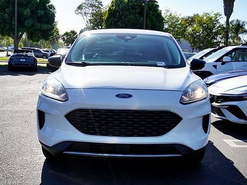 Used 2022 Ford Escape SE FWD image 5