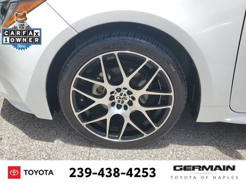 Used 2025 Toyota Corolla LE FWD image 13