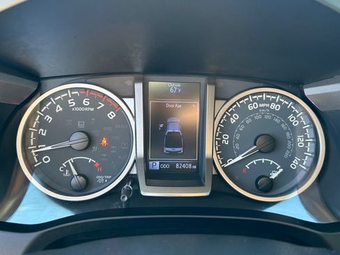 Used 2021 Toyota Tacoma SR5 w/ SR5 Appearance Package (SM) RWD image 13
