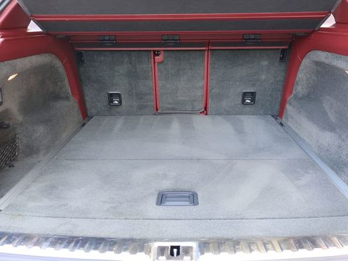 Used 2020 Bentley Bentayga image 18