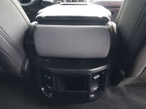 Used 2023 RAM 1500 Big Horn AWD/4WD image 35