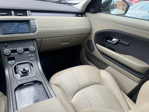 Used 2018 Land Rover Range Rover Evoque AWD/4WD image 16