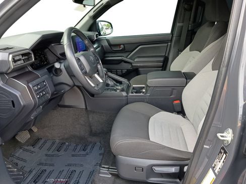 Used 2025 Toyota 4Runner TRD Off-Road AWD/4WD image 19
