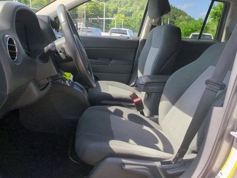 Used 2012 Jeep Compass Latitude AWD/4WD image 20