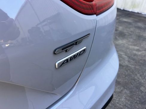 Used 2018 Kia Stinger GT1 image 37