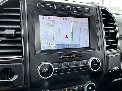 Used 2021 Ford Expedition Limited image 20