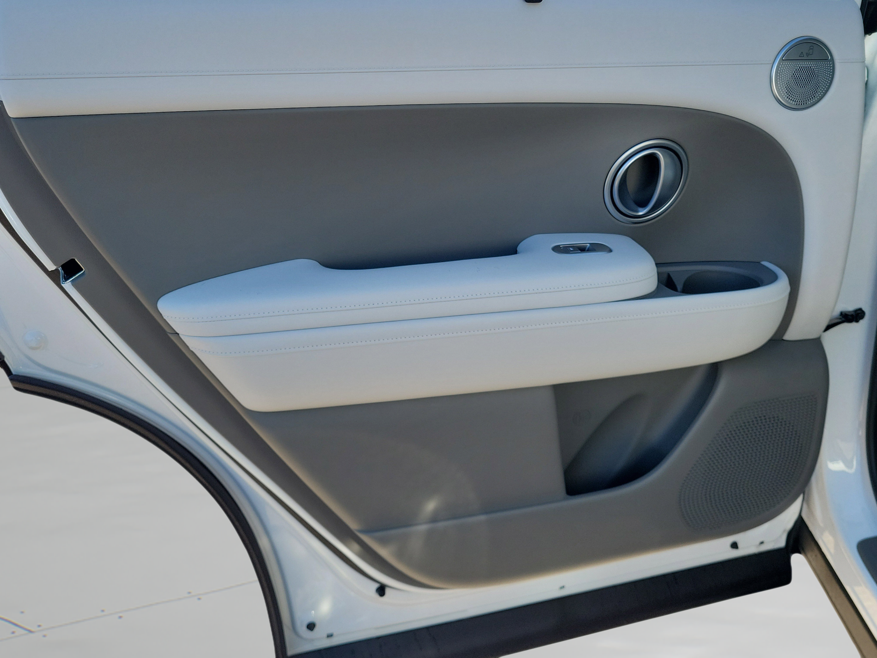 Certified 2026 Hyundai Palisade Limited FWD image 6