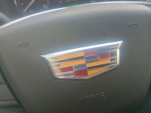 Used 2021 Cadillac XT5 Premium Luxury image 20