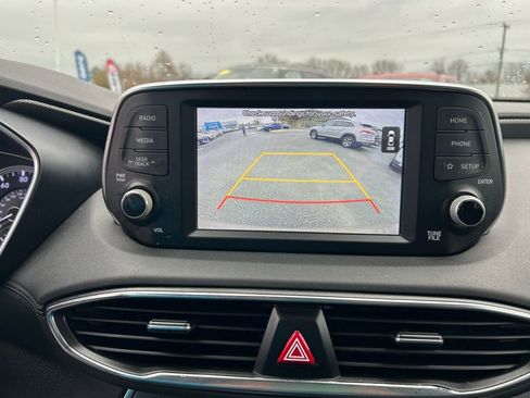 Used 2020 Hyundai Santa Fe SE w/ Cargo Package image 18