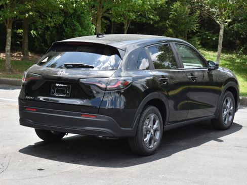 New 2027 Honda HR-V LX image 8