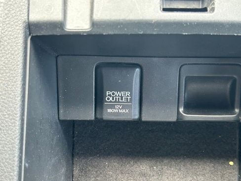 Used 2017 Honda Accord Sport image 29