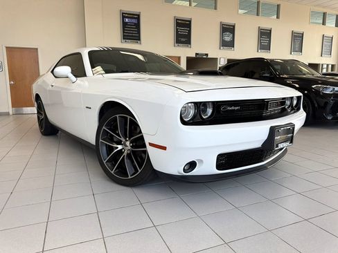 Used 2018 Dodge Challenger R/T Plus RWD image 11