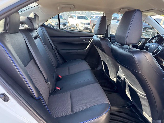 Used 2018 Toyota Corolla SE FWD image 12
