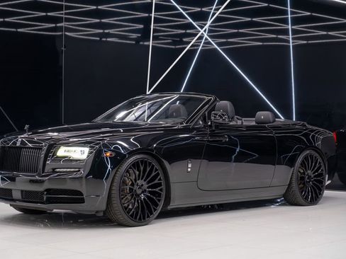 Used 2016 Rolls-Royce Dawn image 3