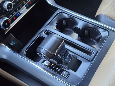 Used 2023 Ford F150 Lariat image 23