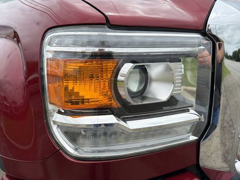 Used 2019 GMC Sierra 3500 Denali w/ Duramax Plus Package AWD/4WD image 9