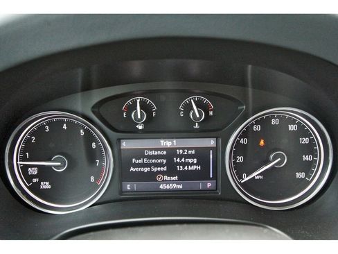 Used 2024 Buick Enclave Essence w/ Sport Touring Edition FWD image 13