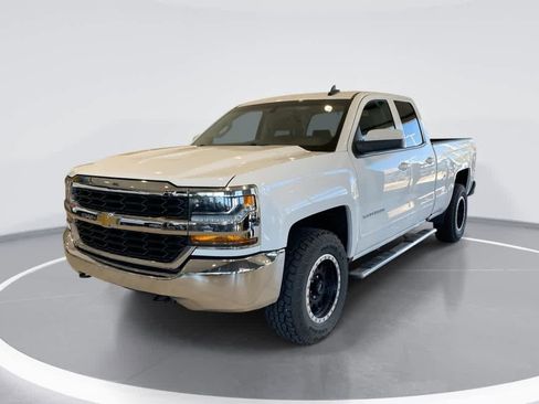 Used 2018 Chevrolet Silverado 1500 LT AWD/4WD image 1