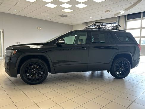 Used 2023 GMC Acadia SLT w/ Elevation Edition image 4