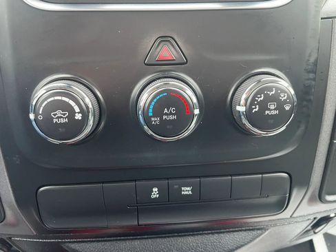 Used 2015 RAM 1500 Tradesman w/ Popular Equipment Group AWD/4WD image 8