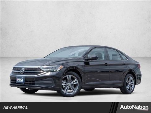 Used 2023 Volkswagen Jetta SE w/ Panoramic Sunroof Package image 1