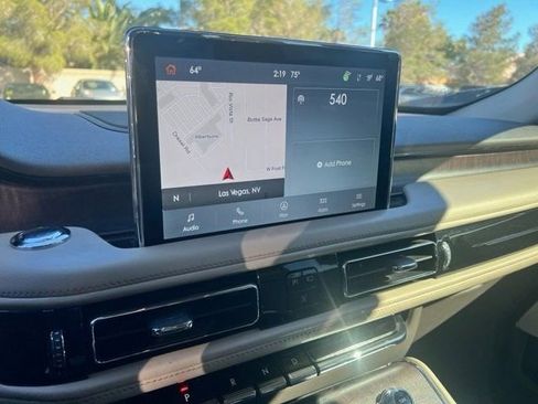 Certified 2022 Lincoln Aviator Reserve w/ Equipment Group 201A image 6