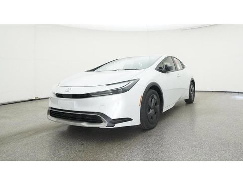 New 2026 Toyota Prius SE image 34