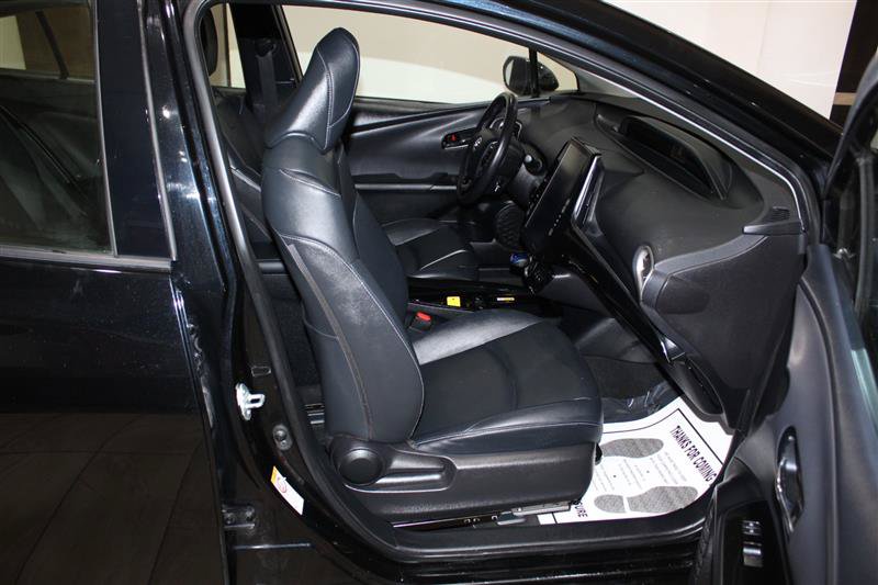 Used 2020 Toyota Prius Prime XLE FWD image 24