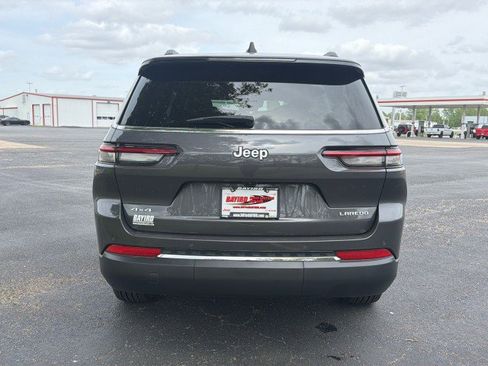 Used 2025 Jeep Grand Cherokee L Laredo image 4