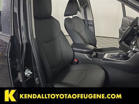 Used 2024 Toyota RAV4 XLE image 20