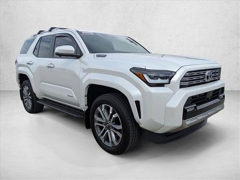 Certified 2025 Toyota 4Runner Limited AWD/4WD image 3