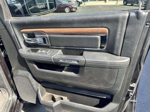 Used 2015 RAM 1500 Laramie w/ Convenience Group image 22