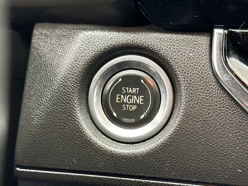 Used 2023 Chevrolet Colorado Trail Boss image 20