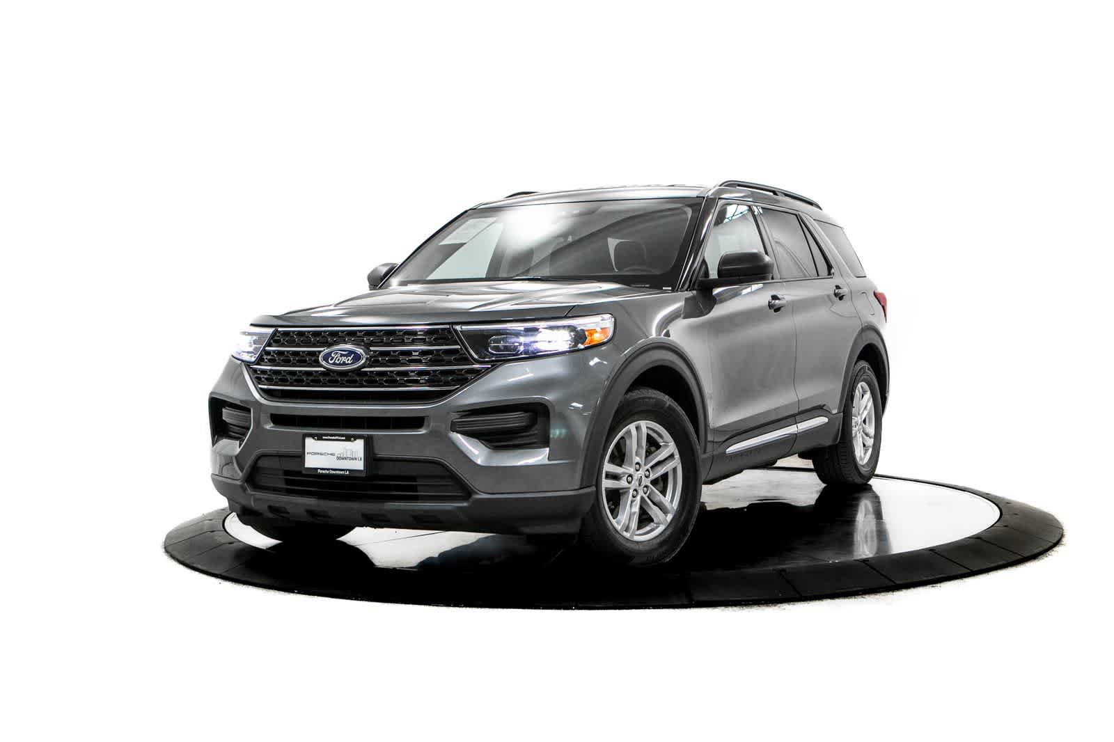 Used 2023 Ford Explorer XLT RWD image 1