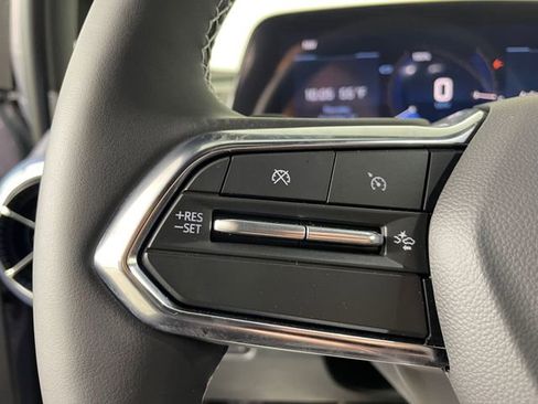 Used 2026 Chevrolet Equinox EV LT image 10