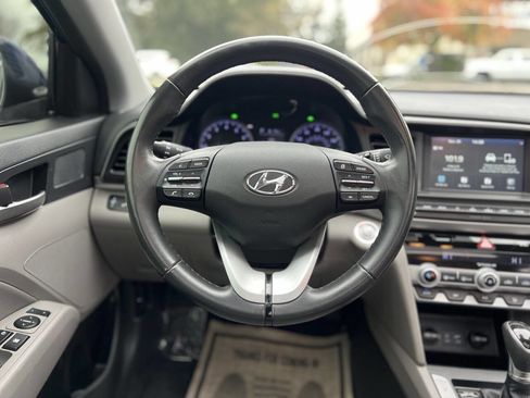 Used 2020 Hyundai Elantra Value Edition image 18