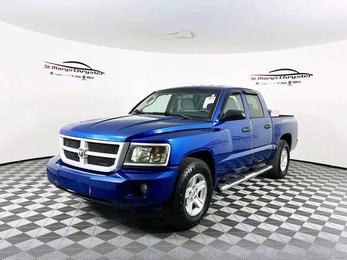 Used 2011 Dodge Dakota Big Horn image 4