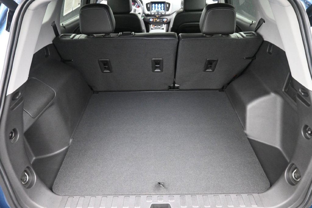 Used 2024 GMC Terrain SLT AWD/4WD image 11