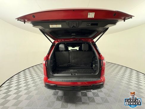 Certified 2025 Toyota Sequoia Platinum w/ Tow Technology Package AWD/4WD image 10