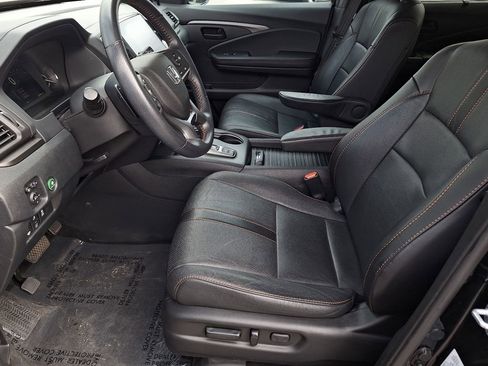 Used 2022 Honda Passport TrailSport image 10