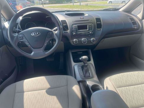 Used 2016 Kia Forte LX FWD image 7