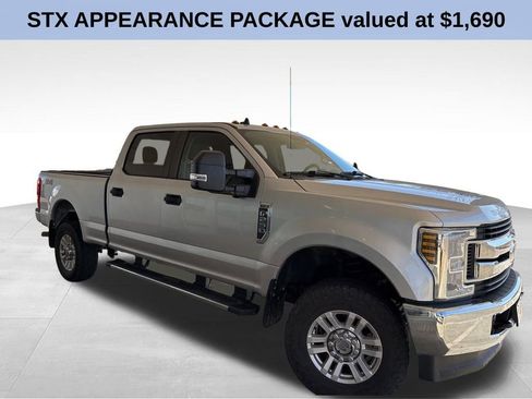 Used 2019 Ford F250 XL w/ STX Appearance Package image 1