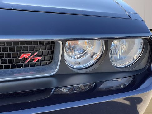 Used 2011 Dodge Challenger R/T w/ Sound Group II image 35