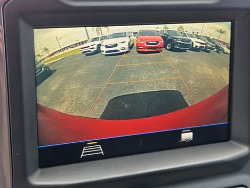 Used 2019 Chevrolet Silverado 1500 Custom w/ Custom Value Package image 20