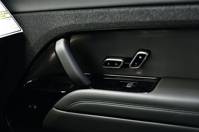 New 2027 Land Rover Range Rover Sport SE AWD/4WD image 51