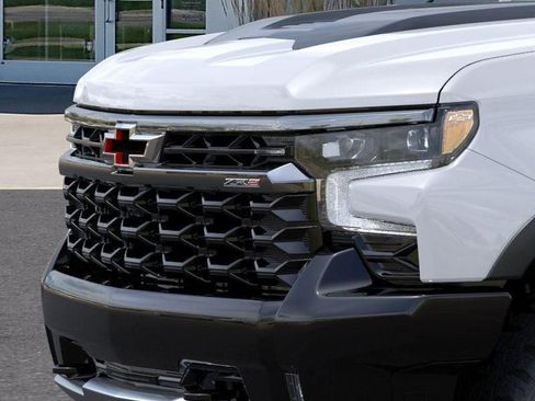 New 2026 Chevrolet Silverado 1500 ZR2 image 13